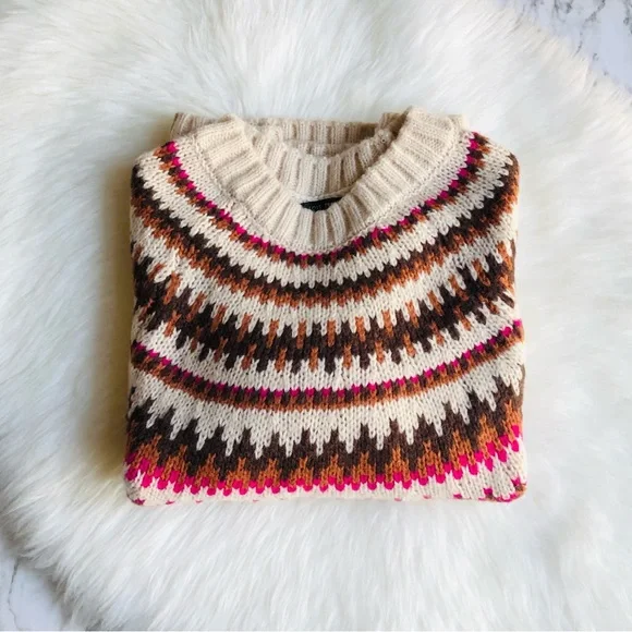 Love Tree Christmas Sweater Size L - Picture 6 of 16